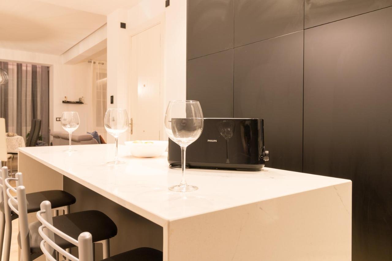 Moyua Luxe By Staynnapartments Bilbao Exterior photo